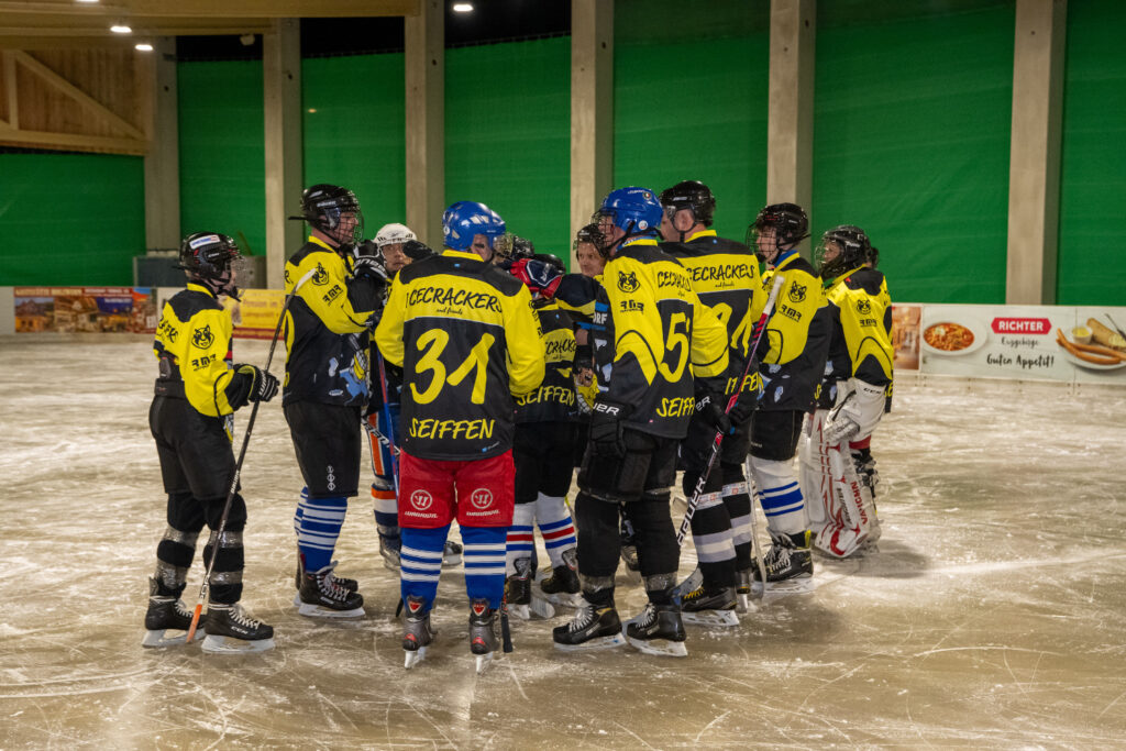 20 Jahre Eishockey im Spielzeugdorf