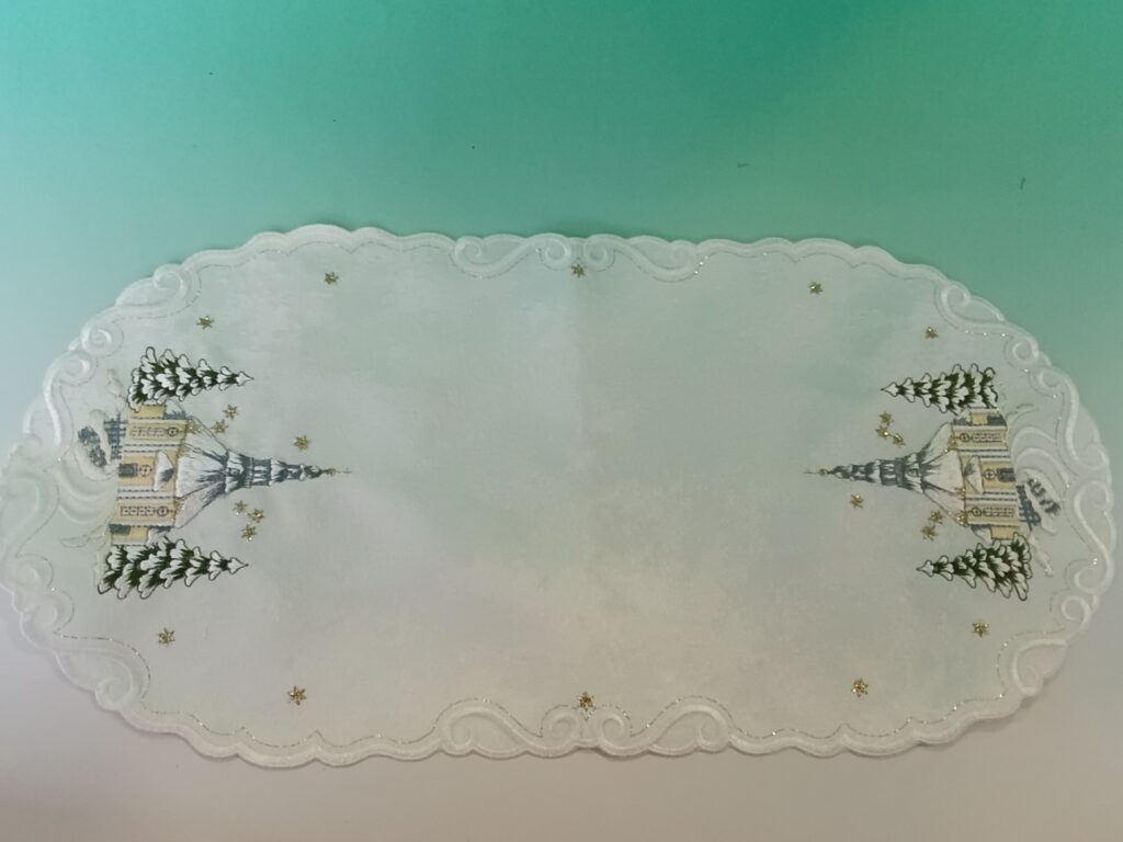 Deckchen Bergkirche 46 x 23 cm 1 Deckchen Bergkirche 46 x 23 cm 1