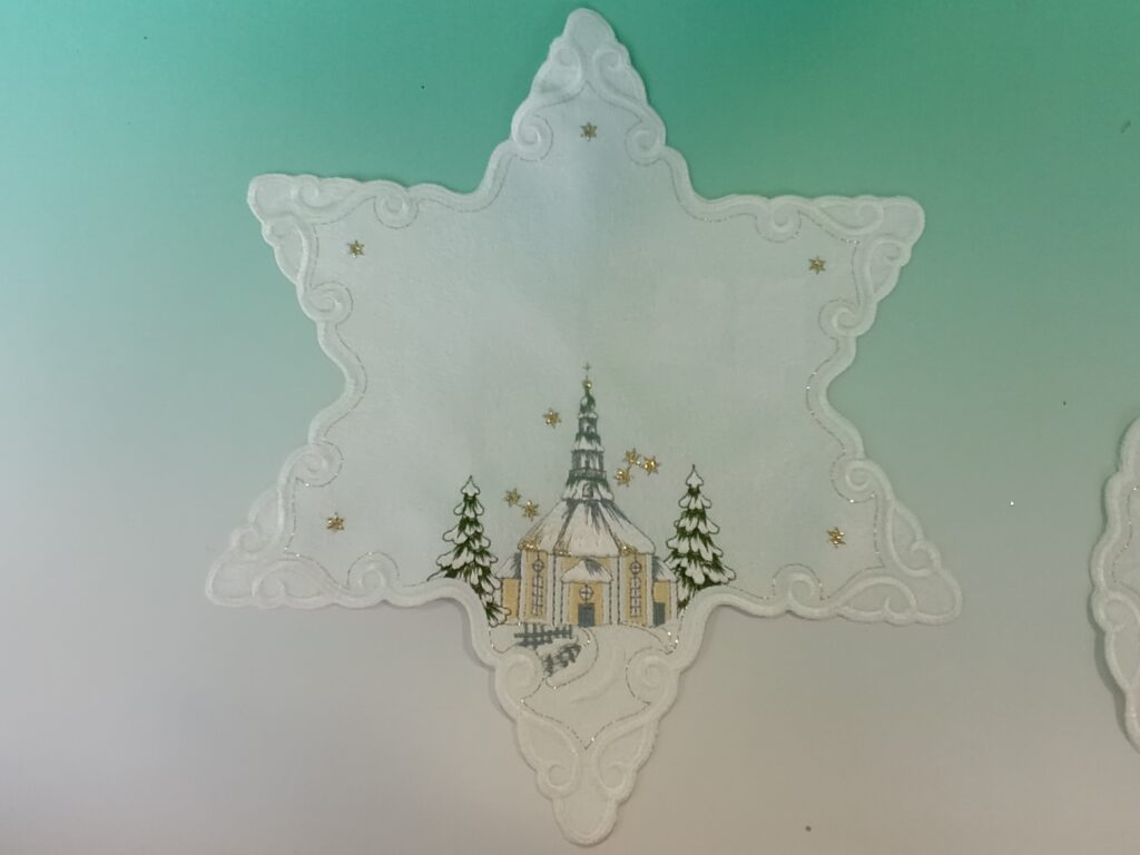 Deckchen Bergkirche Stern 30 cm 1 Deckchen Bergkirche Stern 30 cm 1