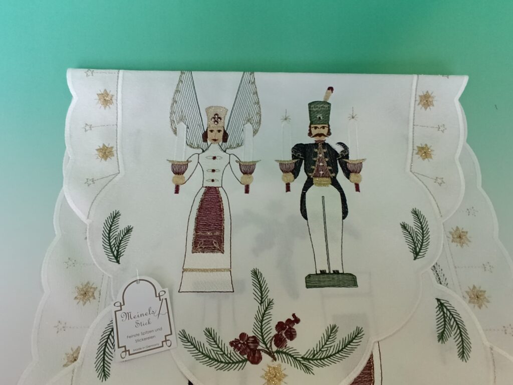 Deckchen Engel-Bergmann 90 x 40 cm 1