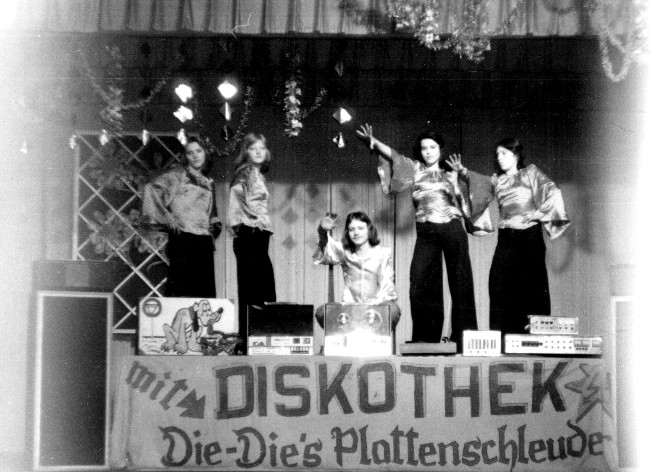 Kulturhausnacht mit Die-Die`s Plattenschleuder
